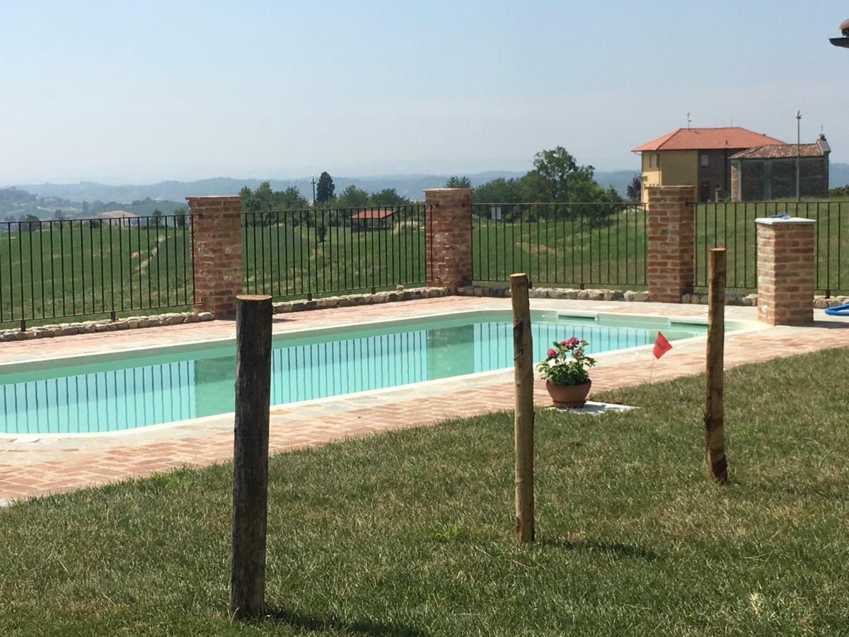 Azienda Agricola Garoglio Davide Alfiano Natta Eksteriør billede
